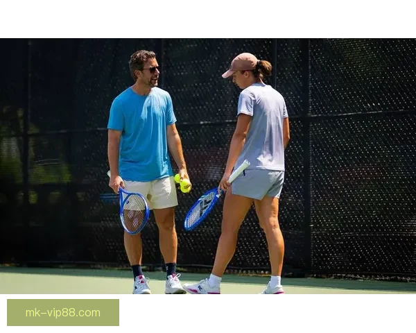 费塞特回应与斯瓦泰克分手罗伊格遭前弟子公开吐槽引热议