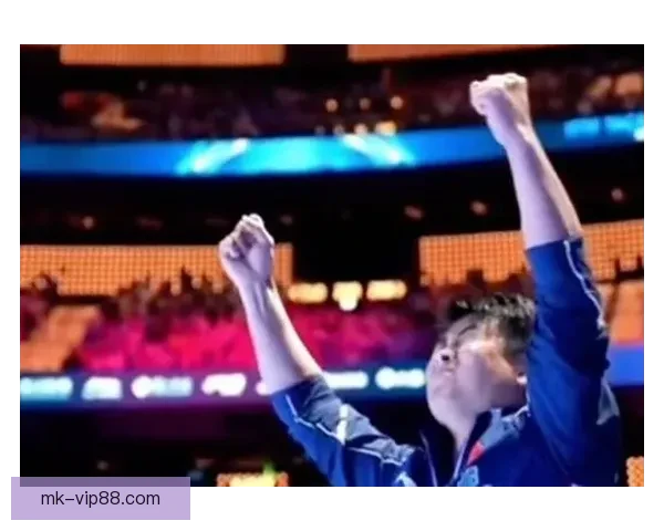 王皓42岁状态如50岁 王楚钦压力巨大紧张到流鼻涕眼眶泛红